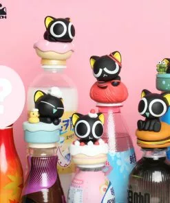 52TOYS: LUOXIAOHEI Lie On Cap 1st Series (8+1)