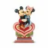 Enesco : Disney Traditions - Mickey Minnie Sitting On Heart 1 Enesco : Disney Traditions - Mickey Minnie Sitting On Heart