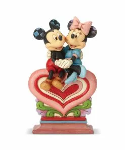Enesco : Disney Traditions - Mickey Minnie Sitting On Heart
