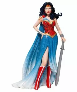Enesco : DC Comic Couture De Force - Wonder Woman