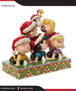 Enesco: Peanuts By Jim Shore - Peanuts Holiday Pyramid